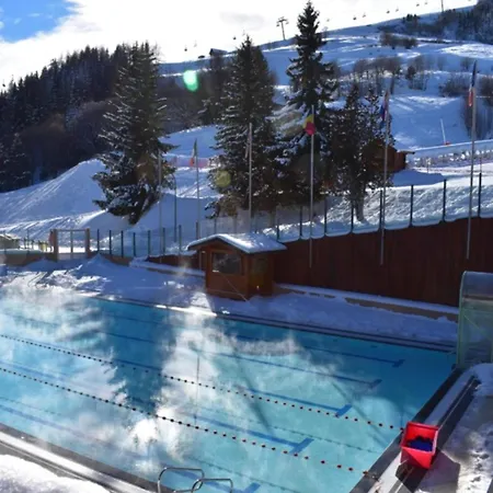 Lägenhet Fonctionnel Au Pied Des Pistes Avec Acces Piscine - Fr-1-267-182 Le Corbier